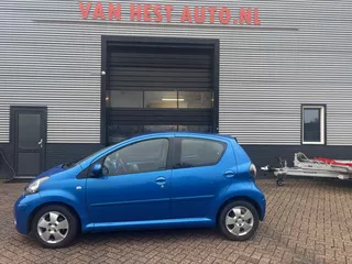Toyota Aygo 1.0-12V Ned auto ( NAP ) 3 MND GAR | AIRCO | SPORTVELGEN | ELE