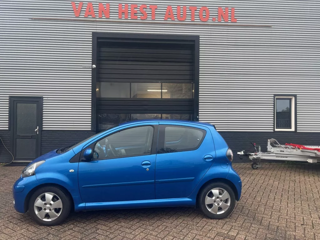 Toyota Aygo 1.0-12V Ned auto ( NAP ) 3 MND GAR | AIRCO | SPORTVELGEN | ELE