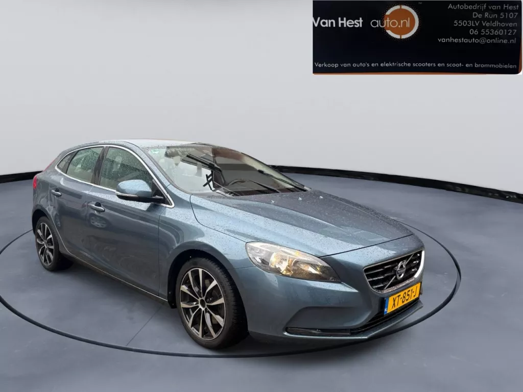 Volvo V40 1.6 T3 R-Design 3 MND GAR | NAVI | CLIMA | CRUISE CONTROL | SPOR